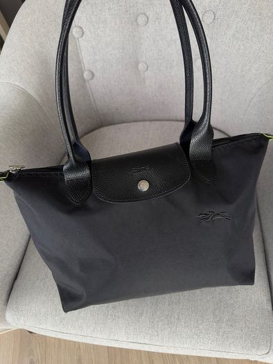 Longchamp le pliage black bag