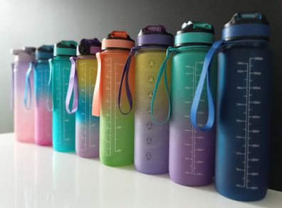 1000ml (34oz) Water bottle with a strap