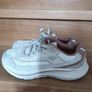 women's Skechers. UK6/EUR 39 Image 4