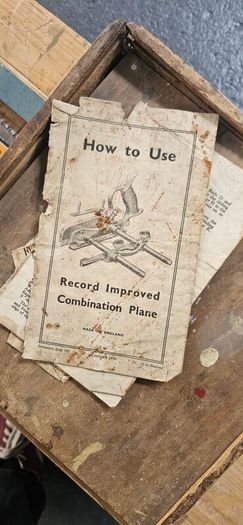 Record 050A combination plane
