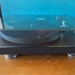 Pro-ject Debut Pro  deck