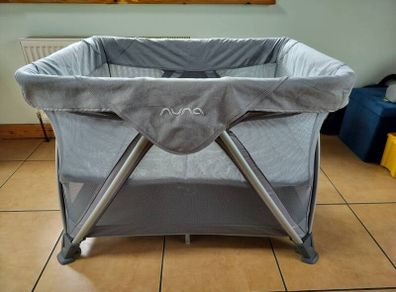 Nuna Sena Aire travel cot