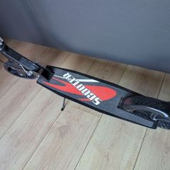Adjustable Kick Scooter with Handbrake & Kickstand (Kids / Teens)