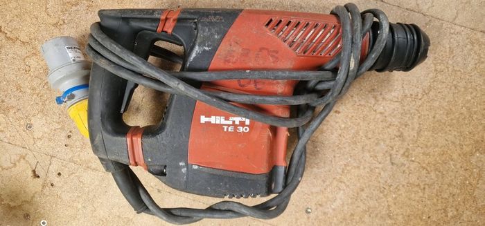 Hilti TE 30-AVR Hammer Drill
