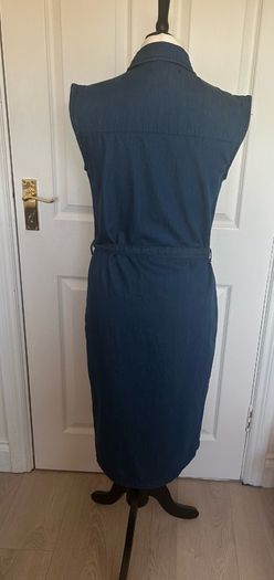Knee-length blue denim dress