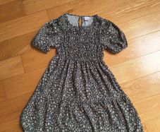 Pretty dress worn once