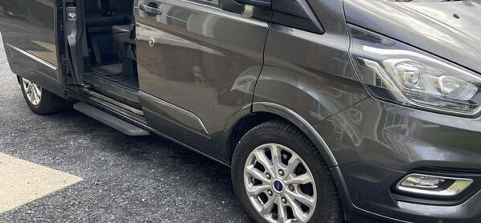 Ford Tourneo  Titanium