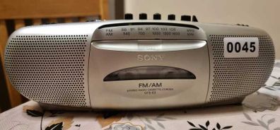 Cassette-Radio-Recorder Sony CFS-E2, Working perfect.