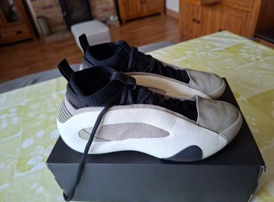 Adidas IG6649 James Harden Volume 8 Basketball Shoes Feather Grey - UK 6.5