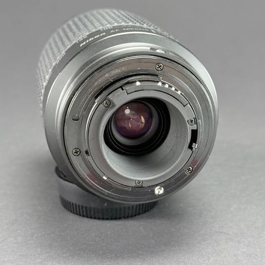 Nikon Nikkor AF 70-300mm lens