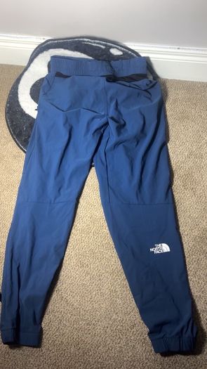 The North Face 2 Piece Set