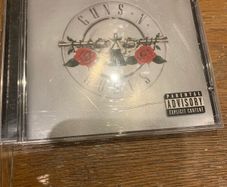 Guns N' Roses - Greatest Hits