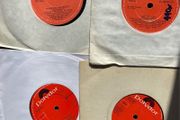 Shakatak 4 Irish release singles in vg+ condition 3 euros each or all 4 for 10 euros