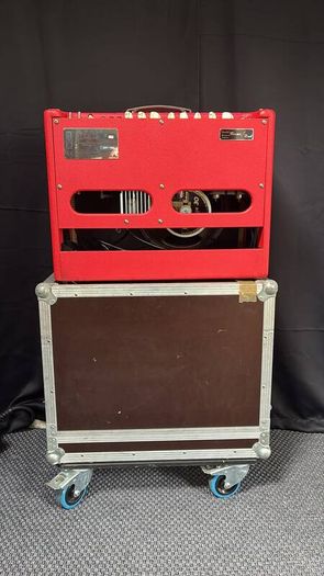 Fender Hot Rod Deluxe Texas Special + Flight Case