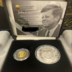 Gold/Silver John F Kennedy Proof set 2013.