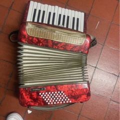 Accordion for repair