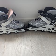 Roller blades