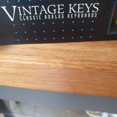 Digital piano vintage keys rack EMU
