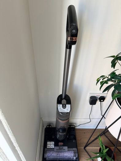Shark HydroVac Cordless  Hard Floor  Cleaner