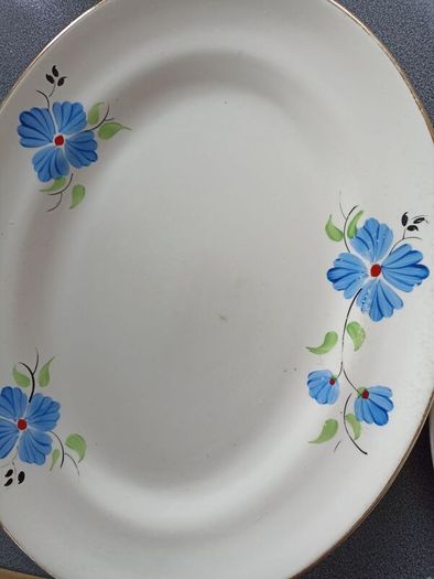 3 X Arklow Platters