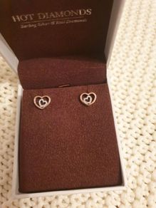 Hot Diamonds Heart Earrings
