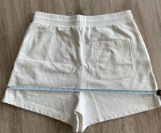 COS women shorts size M