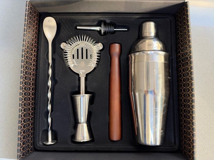 Cocktail Shaker Set
