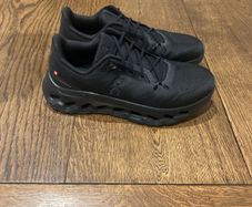 On Running Cloud tilt trainers women's size EU41 as good as new