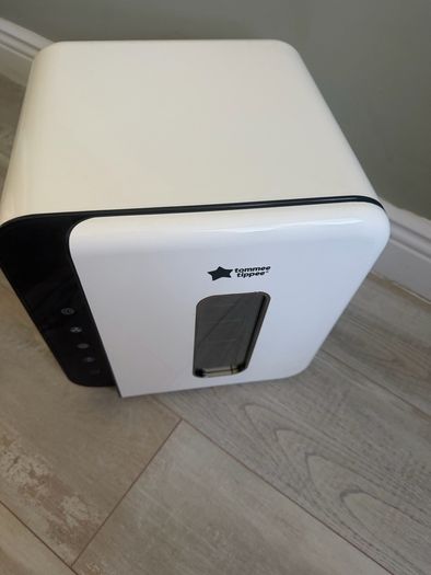 Tommy Tippee UV Sterilser