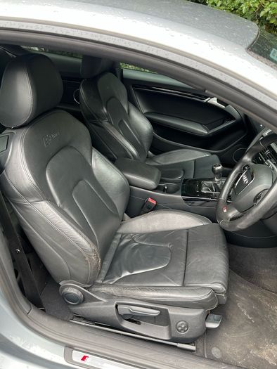 Breaking audi a5 8t caha llq ly7g s line 2009 2.0