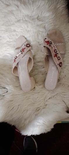 glamourous sandals size 41. And 42