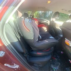 Free Car seat - no isofix