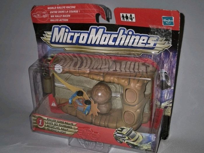 Micro Machines - World Rallye Racing Boulder Ridge - Hasbro 2001 -New- RARE