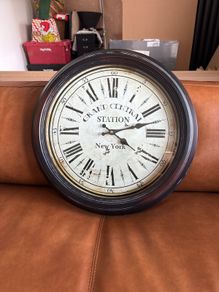 Wall clock