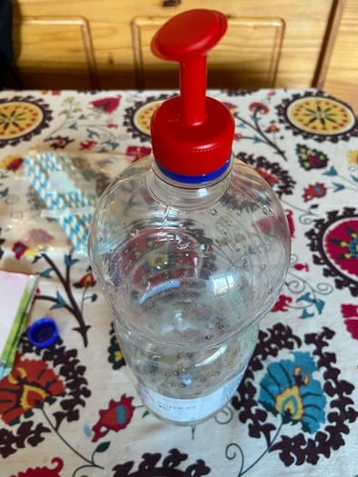 2 gardening lids that fit normal bottles - Water Plants