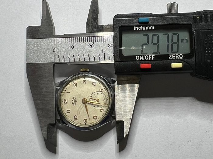 Rotary vintage hand winding watch NOT WORKING