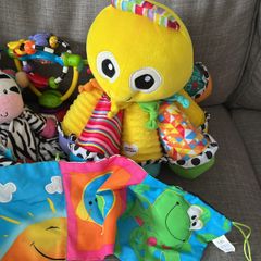 Octotunes octopus and Bag of baby toys