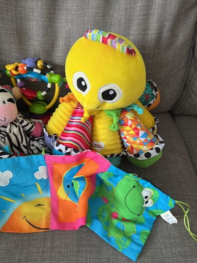 Octotunes octopus and Bag of baby toys