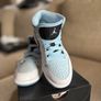 Air Jordan 1 Mid Kids | Brand New Unworn | UK 10.5 EU 28 Image 3