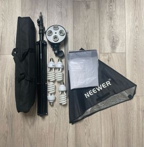 Neewer Softbox Light