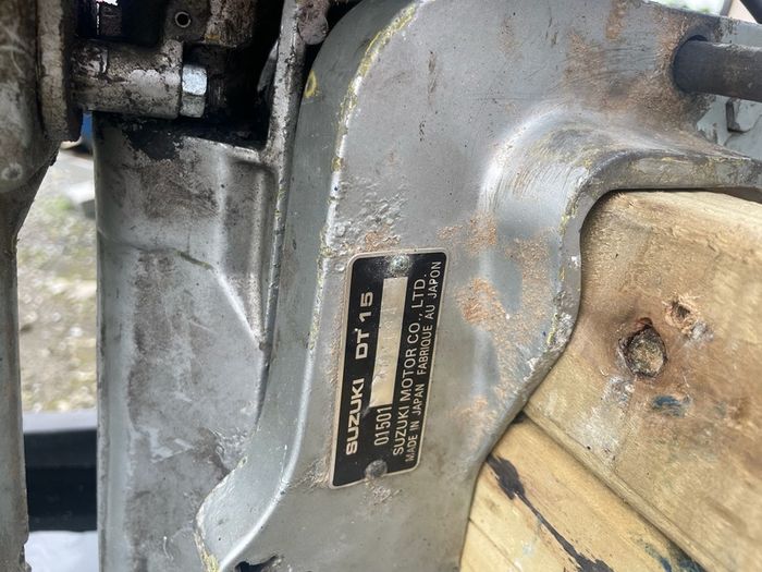 Suzuki dt15