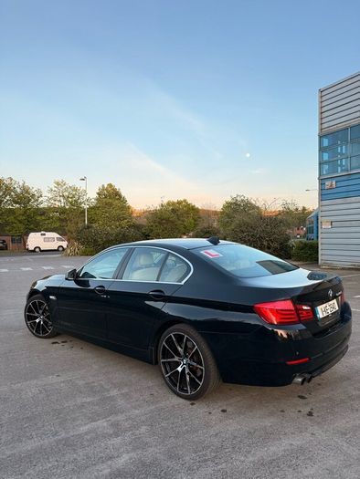 BMW 5 Series - 520d 2011 Black