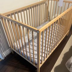 baby cot