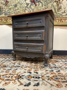 FLASH SALE ! WAS 295 NOW 225 ! Fabulous Mid-20th Century French Provincial Chest of Drawers