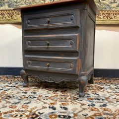 FLASH SALE ! WAS 295 NOW 225 ! Fabulous Mid-20th Century French Provincial Chest of Drawers