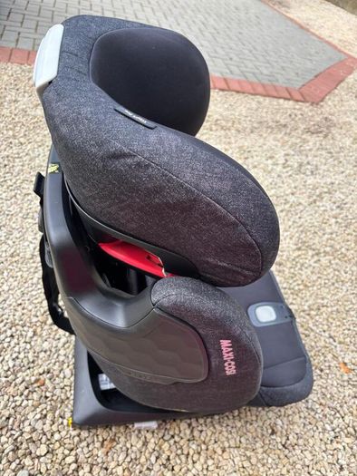 Maxi Cosi Titan Pro for sale