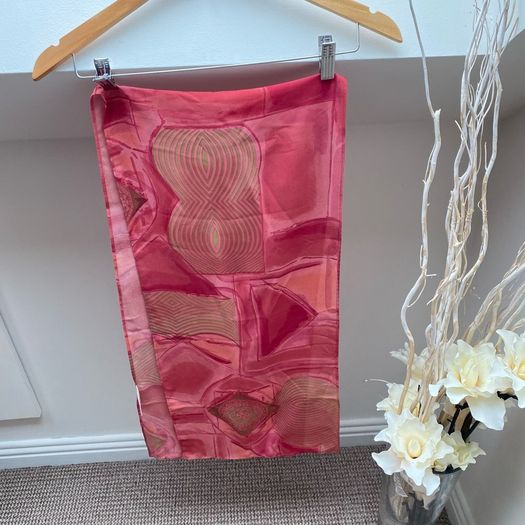 Vintage Jacques Vert Pink Coral Geometric Abstract Silk-Feel Scarf / Shawl