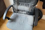 Swivel chair