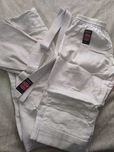 Aikido dan rho kimono martial art