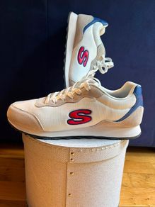 SKECHERS OG 85 Collection  Women's Trainer  /  Retro Style Sneakers